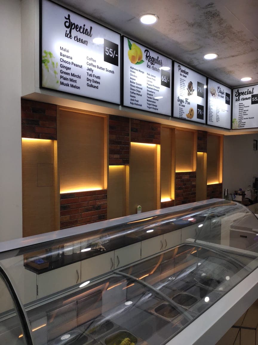 Eksar, borivali (West)